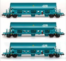 VB-83018 83018 Track HO, B-Cargo, Set with 3 wagons Tads, green.